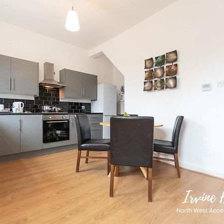 Irvine Contractor Accommodation Лий Екстериор снимка